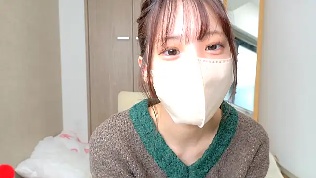 Snapshot of riri__nyan_o0 chatting on March 18, 5:10 am riri nyan o0 online show from March 18, 5:10 am