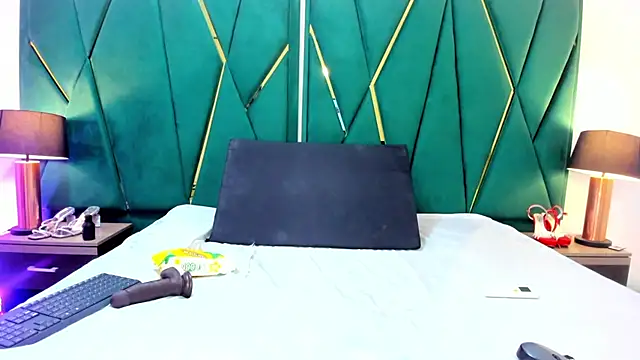  analyy  online show from September 11, 8:09 pm