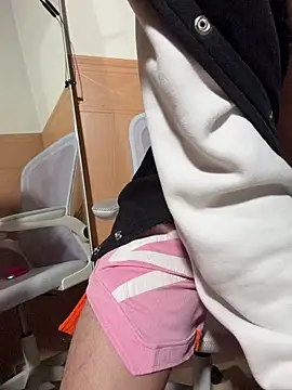 Snapshot of XTTX49 chatting on February 11, 12:54 pm XTTX49 online show from February 11, 12:54 pm