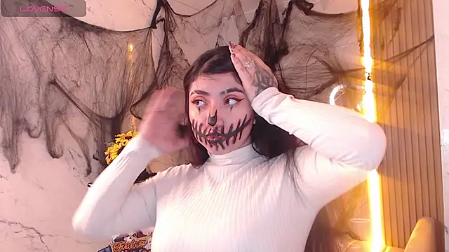 Sophia tf online show from October 7, 1:30 pm