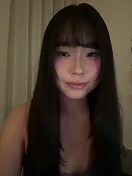 77momomo online show from May 19, 3:07 pm