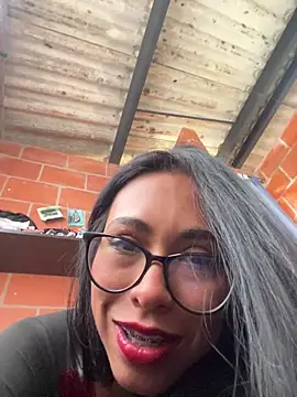 Snapshot of Emma__cumlovee chatting on October 11, 3:21 pm Emma cumlovee online show from October 11, 3:21 pm