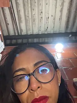 Emma  cumlovee online show from February 27, 11:43 am