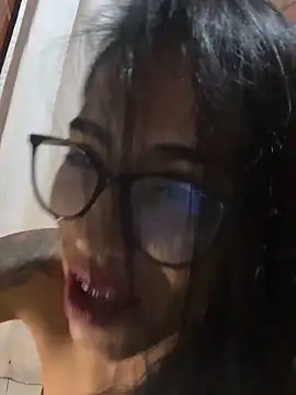 Emma  cumlovee online show from March 1, 4:14 am