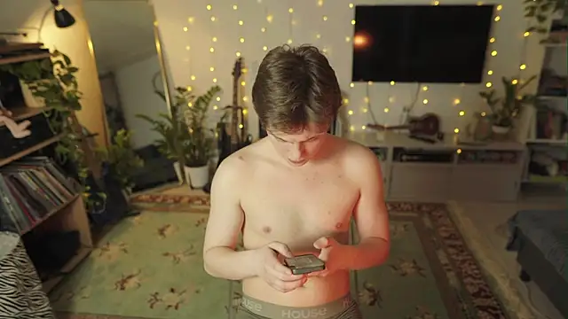 RusBradPitt online show from March 10, 3:39 pm