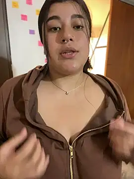 Snapshot of Tokio_Sakura chatting on July 14, 10:48 pm Tokio Sakura online show from July 14, 10:48 pm