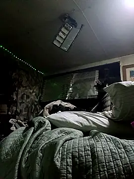 bearded cross online show from January 16, 7:12 am