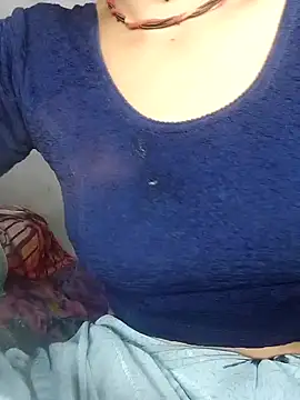 Snapshot of Hut_rotu_cute chatting on September 18, 8:00 pm Hut rotu cute online show from September 18, 8:00 pm