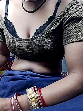 Snapshot of Hut_rotu_cute chatting on December 2, 5:08 pm Hut rotu cute online show from December 2, 5:08 pm