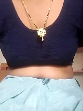 Snapshot of Hut_rotu_cute chatting on December 5, 7:06 am Hut rotu cute online show from December 5, 7:06 am