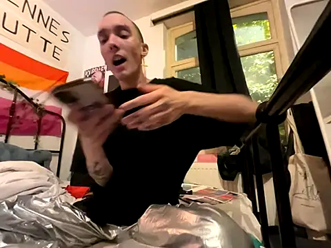 Snapshot of Styxlust chatting on September 21, 7:26 pm Styxlust online show from September 21, 7:26 pm