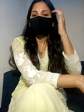 TheSassyGirl7 online show from November 11, 6:41 pm