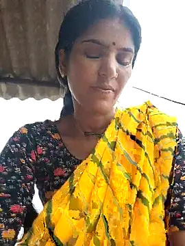 Snapshot of Riya_jaan12 chatting on July 19, 11:58 am Riya jaan12 online show from July 19, 11:58 am