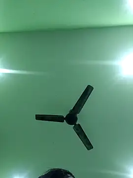 Snapshot of AnanyaKapoor89 chatting on November 27, 2:52 pm AnanyaKapoor89 online show from November 27, 2:52 pm