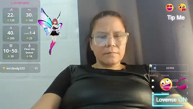Snapshot of latinamaster chatting on October 12, 1:43 pm latinamaster online show from October 12, 1:43 pm