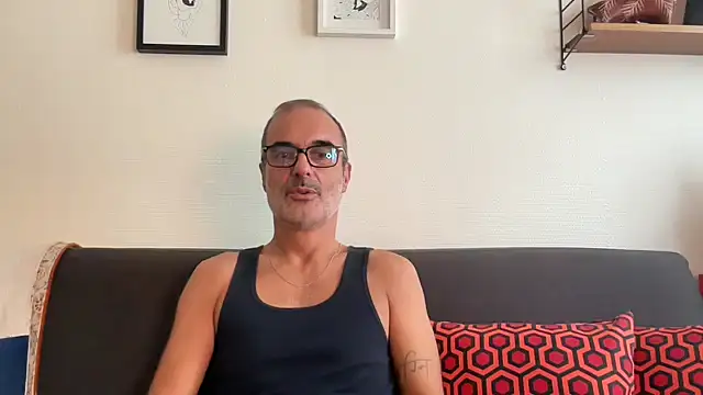 Snapshot of Milkywaymen chatting on September 23, 1:25 pm Milkywaymen online show from September 23, 1:25 pm