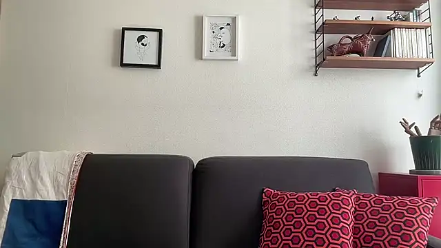 Snapshot of Milkywaymen chatting on October 7, 11:40 am Milkywaymen online show from October 7, 11:40 am