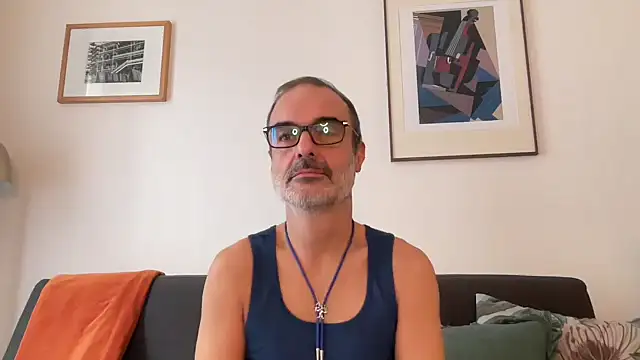 Snapshot of Milkywaymen chatting on November 13, 12:37 pm Milkywaymen online show from November 13, 12:37 pm