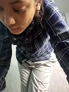 Snapshot of Nisha_cam12 chatting on November 12, 4:40 pm Nisha cam12 online show from November 12, 4:40 pm