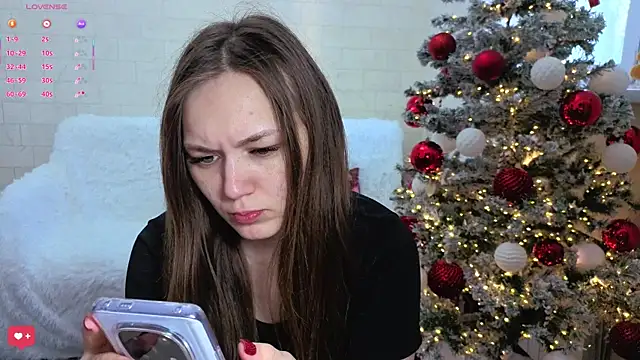 AlisaWyn online show from December 16, 3:44 am