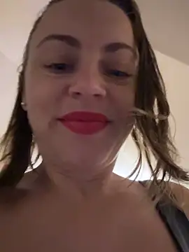 Snapshot of ladywithbigass chatting on October 7, 5:04 am ladywithbigass online show from October 7, 5:04 am