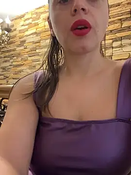 Snapshot of ladywithbigass chatting on October 8, 5:49 am ladywithbigass online show from October 8, 5:49 am