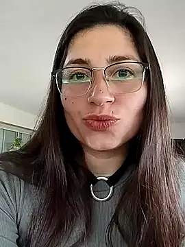 Snapshot of LolatuMiel chatting on September 12, 2:17 pm LolatuMiel online show from September 12, 2:17 pm