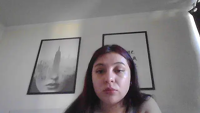 Snapshot of caronicole77 chatting on November 7, 10:37 am caronicole77 online show from November 7, 10:37 am