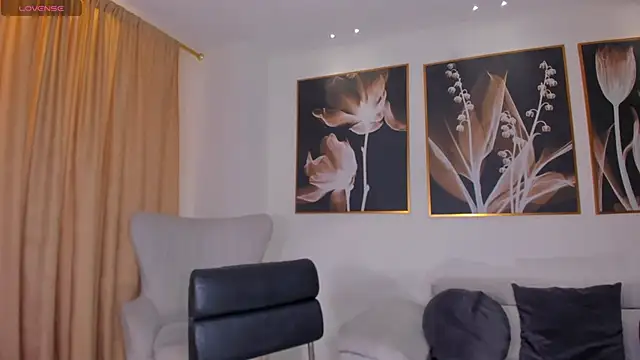 BonnyRose online show from November 30, 6:01 pm