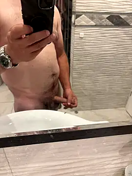 Snapshot of 123plmnbvcxz chatting on September 10, 8:20 pm 123plmnbvcxz online show from September 10, 8:20 pm