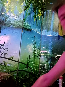 Snapshot of welcome-to-the-jungle chatting on April 20, 8:21 pm welcome-to-the-jungle online show from April 20, 8:21 pm
