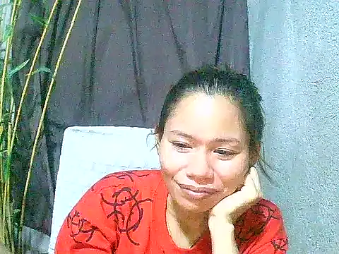Sweeetgurll online show from May 6, 2:00 pm