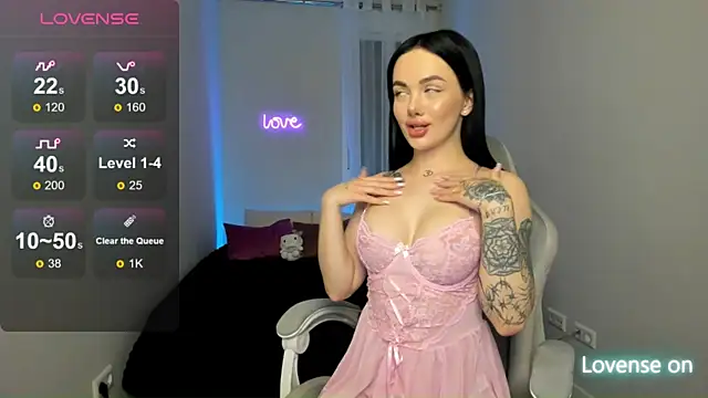 Snapshot of SelinaStorm chatting on April 12, 11:54 pm SelinaStorm online show from April 12, 11:54 pm