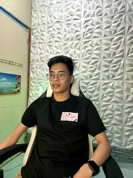 Prince-Harrison online show from November 20, 7:02 pm