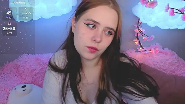 Alis Platt online show from March 4, 1:11 am