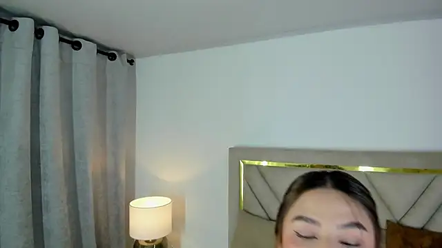 Snapshot of naya_velbet chatting on June 11, 1:49 am naya velbet online show from June 11, 1:49 am