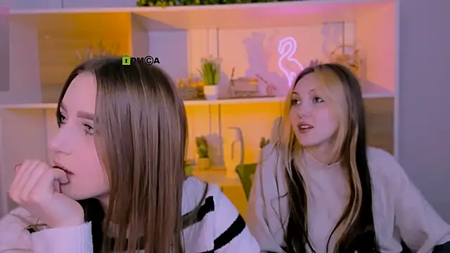 aria moo online show from October 10, 7:13 pm