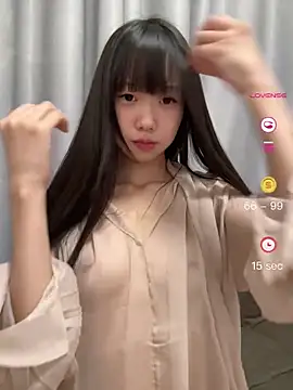 Snapshot of xinyu789 chatting on May 12, 2:03 pm xinyu789 online show from May 12, 2:03 pm
