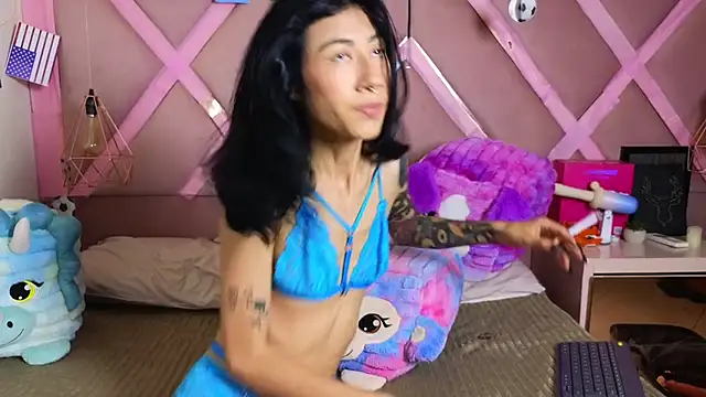Snapshot of Sophia_moo_ chatting on July 16, 5:02 am Sophia moo online show from July 16, 5:02 am