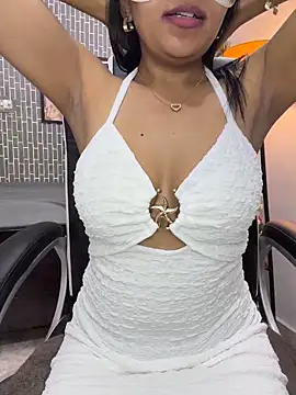 Riya-6969 online show from April 15, 7:58 pm