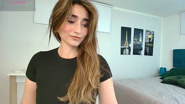 Snapshot of linda_morgan1 chatting on June 3, 12:19 pm linda morgan1 online show from June 3, 12:19 pm
