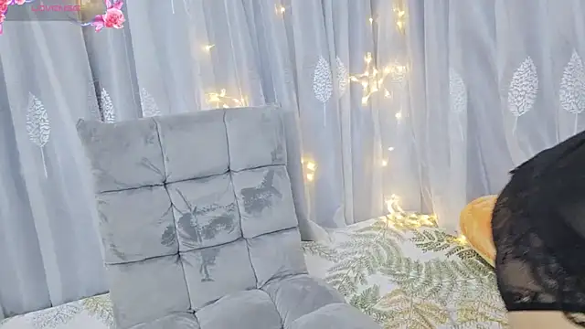 Snapshot of Jade-0906 chatting on September 26, 3:10 am Jade-0906 online show from September 26, 3:10 am