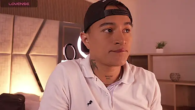 LiamDeep online show from January 14, 8:36 pm