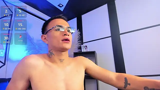 LiamDeep online show from March 9, 1:48 pm