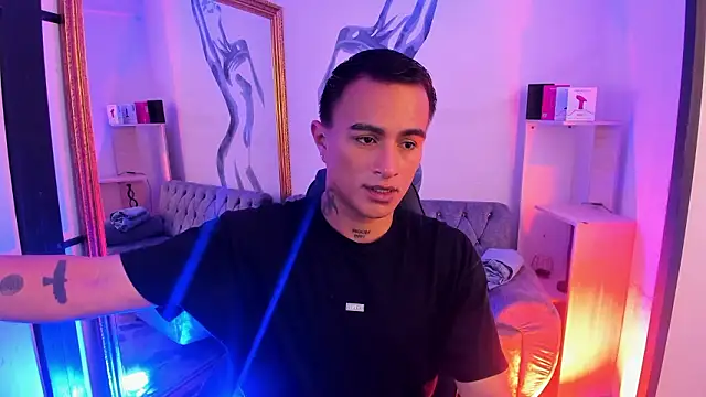 LiamDeep online show from March 14, 10:15 pm