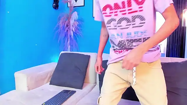 Marcus and Tony online show from February 16, 3:46 am