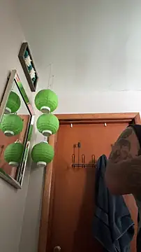 Lunablu13 online show from December 5, 5:42 pm