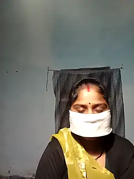 Sheema tyagi online show from November 25, 9:15 pm