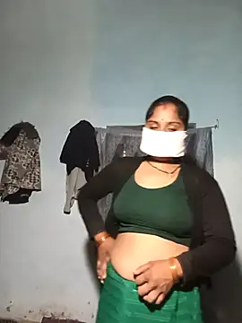 Sheema tyagi online show from December 3, 3:32 pm