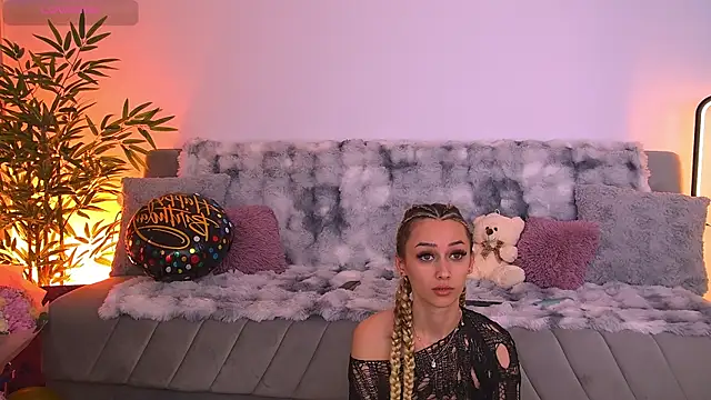 AmyKent  online show from May 14, 4:14 pm